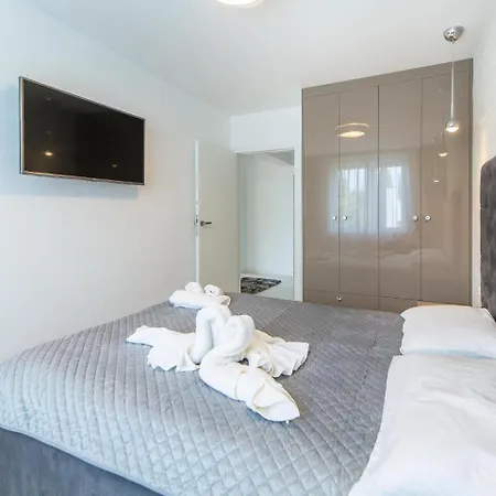 Apartament Z Garazem Baltycka